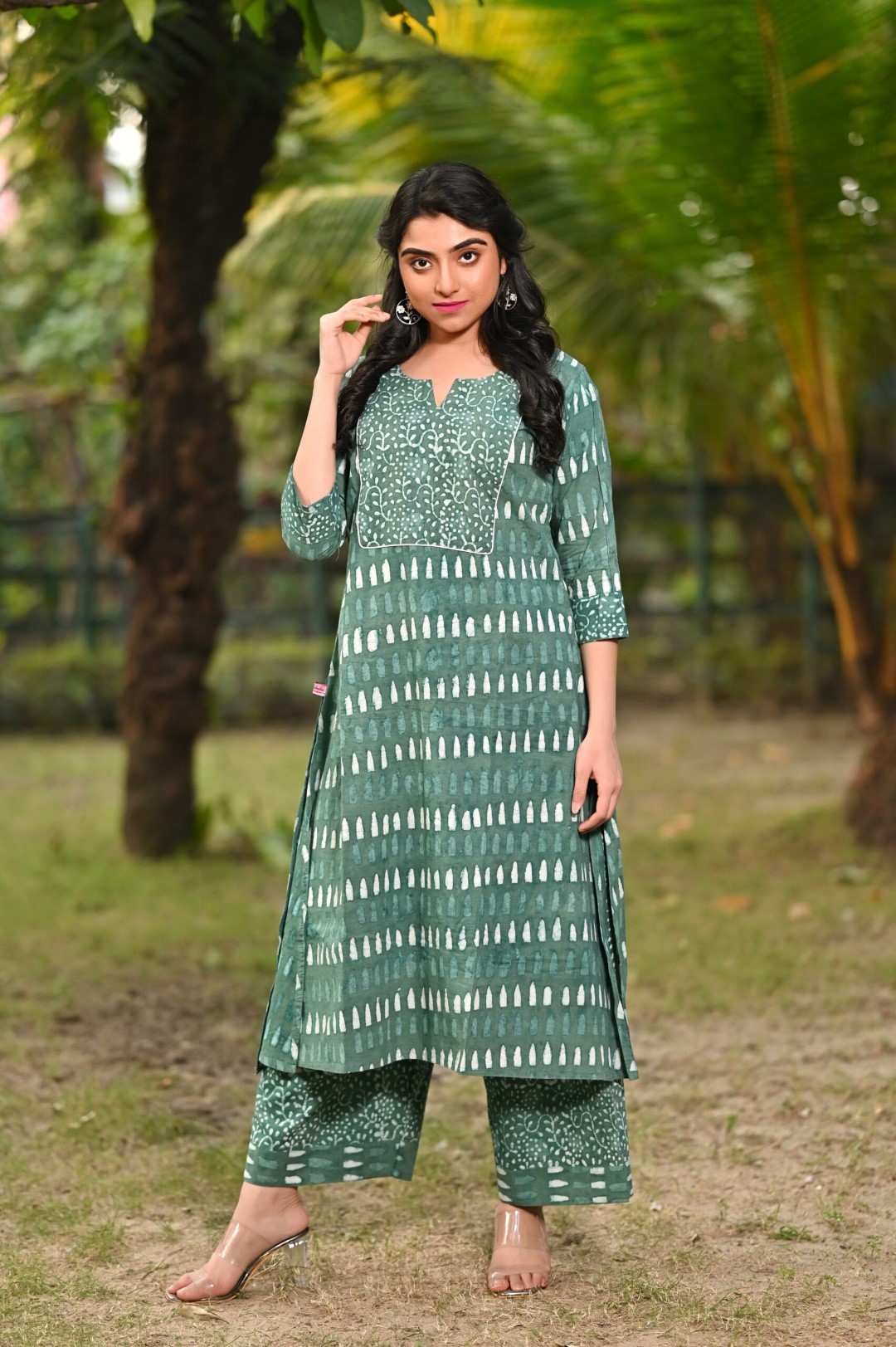 Traditional Dabu print cotton kurti and trousers from Adrika