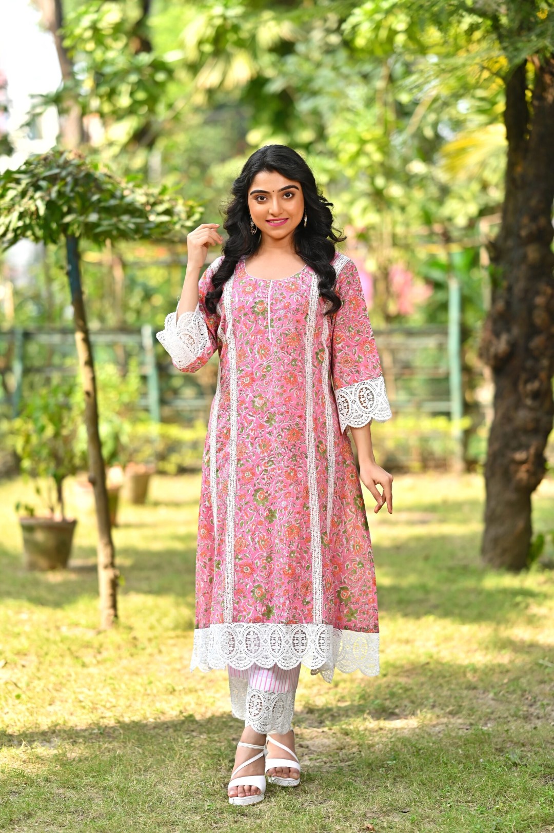 Handcrafted pure cotton kurti set featuring traditional block art